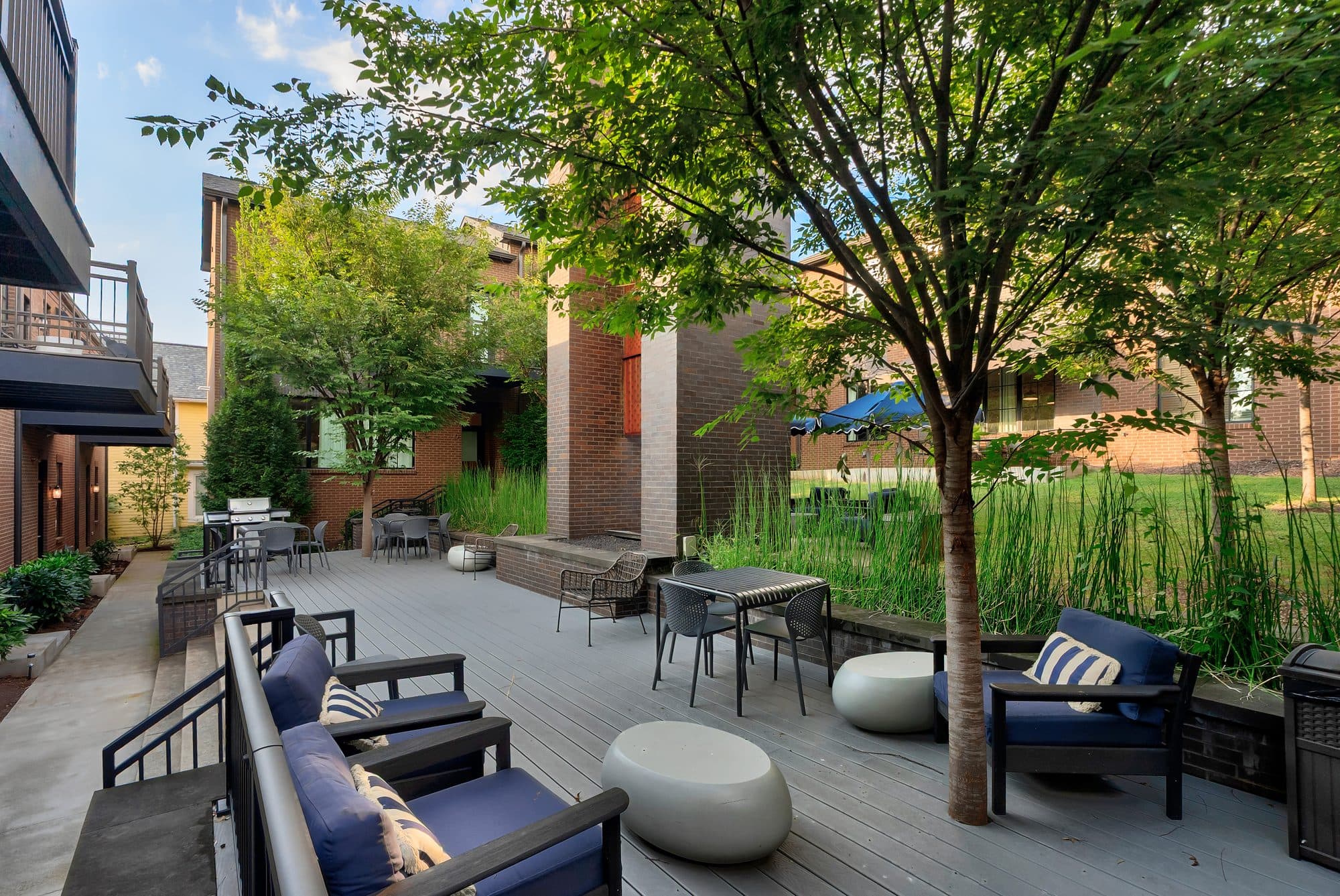The Magnolia courtyard deck