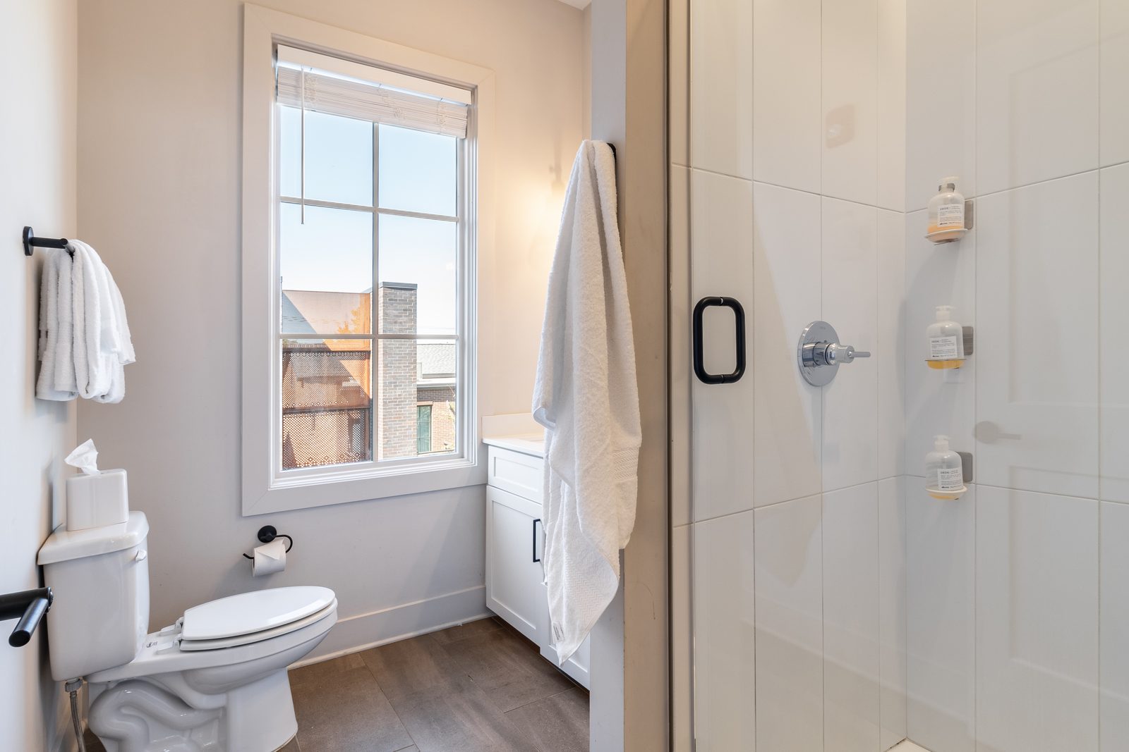 Magnolia bathroom